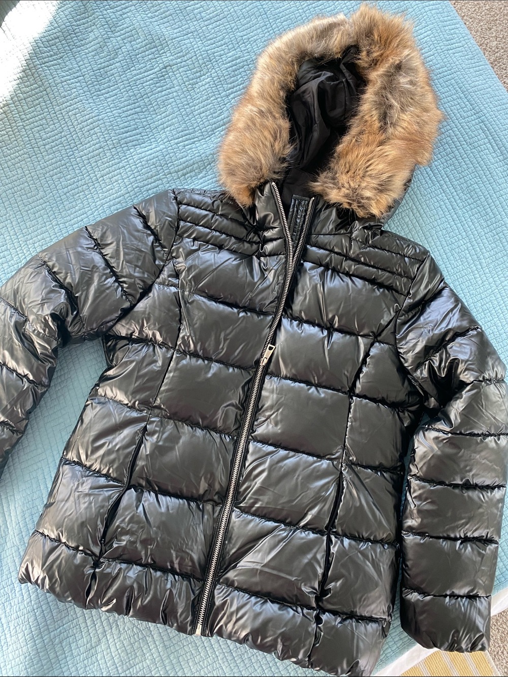 Womens Black Quilted Puffer Jacket with Faux Fur Hood